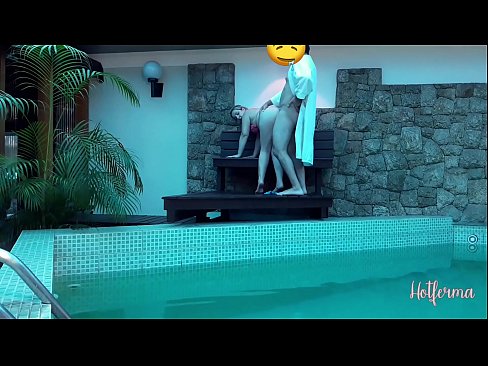❤️ Boss uzaicina kalponi uz baseinu, bet nevarēja pretoties karstu ❤ Anāls video pie porno lv.sexogolic-info.ru ️❤